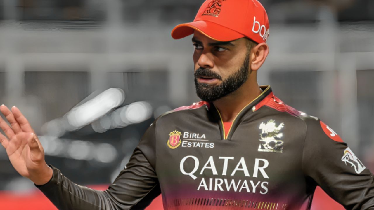 Kohli की Dinesh Karthik से Heated बातचीत – चेहरे पर साफ़ दिखी Disappointment