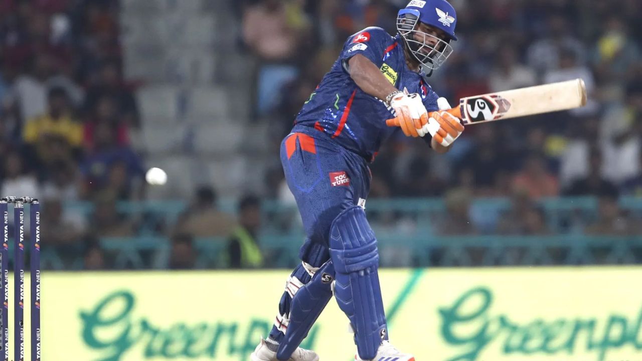 Rishabh Pant का धमाकेदार शतक बेकार, RCB ने रचा इतिहास – IPL में सबसे बड़ा लक्ष्य किया हासिल